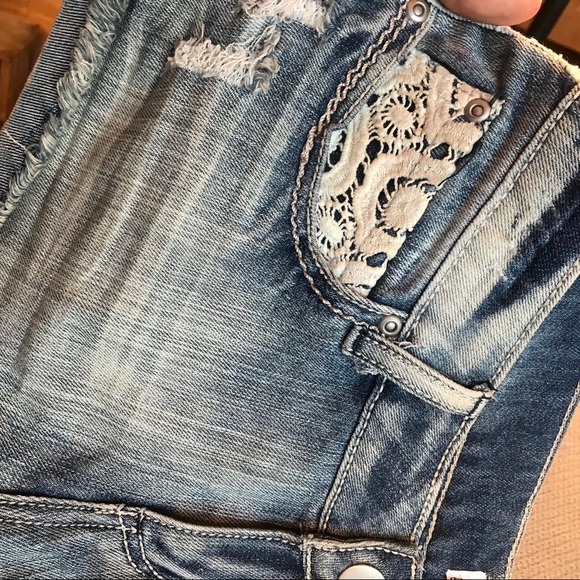 Low Rise Jean Shorts - Picture 4 of 5